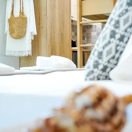 Aquamarine Luxury * Thassos