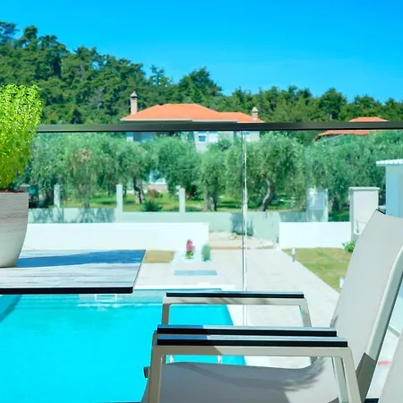 Aquamarine Luxury فندق *