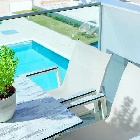 فندق Aquamarine Luxury لايميناس