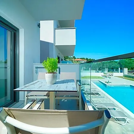 Aquamarine Luxury * לימנאס
